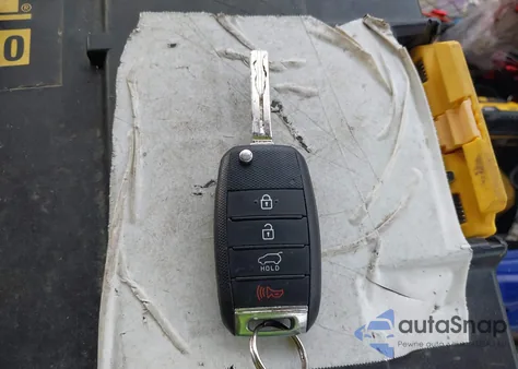 2017 Kia Sportage Lx z USA, uszkodzony, nr VIN KNDPMCAC6H7277896